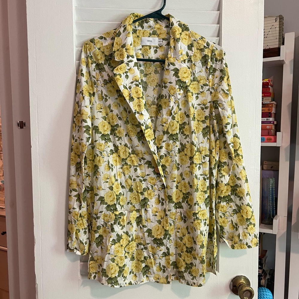 Onia beach coverup. Size XS. NEVER WORN.